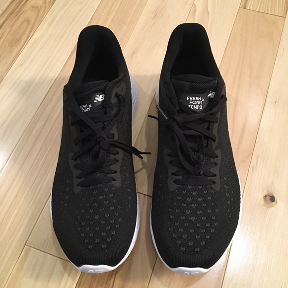 New Balance Fresh Foam X Tempo Shoe Women’s Black Size 11 - Picture 4 of 10